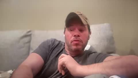 wild_rid3r online show from February 12, 6:51 am