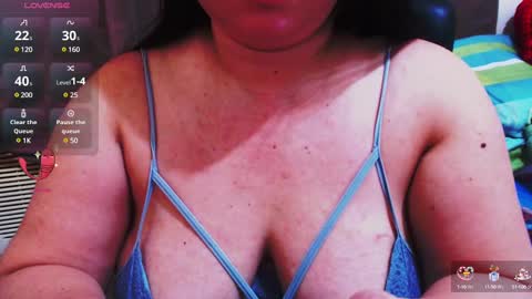 wildhotasianx online show from December 27, 6:35 am