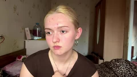 Sophia online show from April 8, 2:31 pm