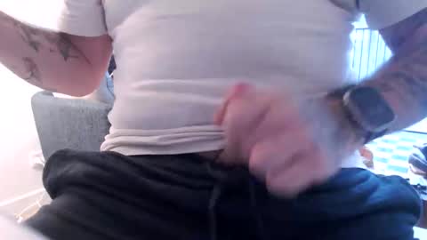 willeyeam1 online show from November 25, 7:18 am