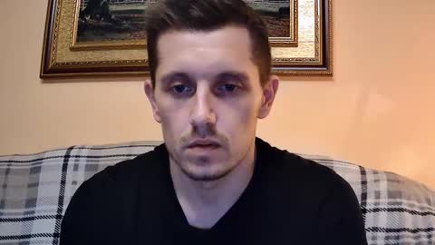 williamarron93 online show from December 16, 1:46 am