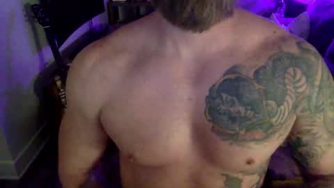 Snapshot of williamedwardthegeazy chatting on November 1, 8:13 am williamedward online show from November 1, 8:13 am