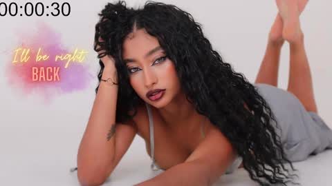 Ms Willow online show from September 25, 3:30 pm