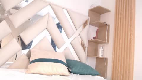 luna online show from May 21, 2:01 pm