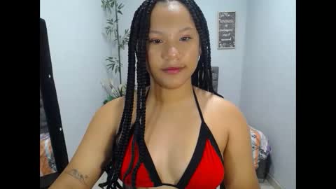 WIllow  online show from April 12, 11:47 am