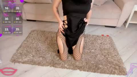 Linda online show from February 17, 9:32 pm