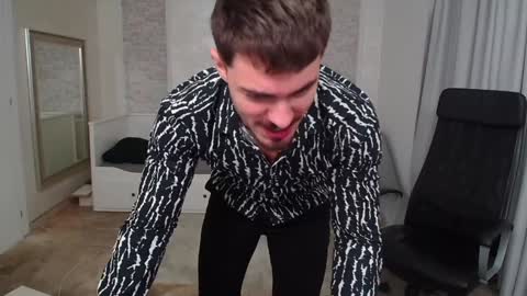 Snapshot of wilsonjules chatting on December 30, 1:58 pm WilsonJules online show from December 30, 1:58 pm