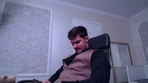 Snapshot of wilsonjules chatting on January 17, 5:30 pm WilsonJules online show from January 17, 5:30 pm