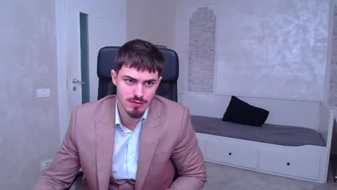 Snapshot of wilsonjules chatting on January 16, 4:50 pm WilsonJules online show from January 16, 4:50 pm