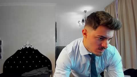 Snapshot of wilsonjules chatting on February 8, 2:38 pm WilsonJules online show from February 8, 2:38 pm