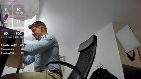 Snapshot of wilsonjules chatting on February 22, 8:42 pm WilsonJules online show from February 22, 8:42 pm