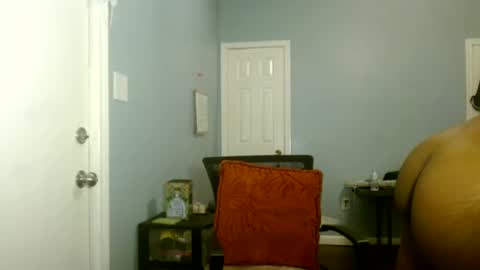 Snapshot of wishhwashy22 chatting on December 5, 4:26 am Chanel online show from December 5, 4:26 am