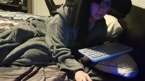 witchbitchmommy online show from November 20, 10:03 am