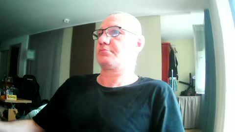 wixer1970 online show from July 1, 11:19 am
