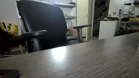 wnhz27 online show from October 23, 11:27 pm