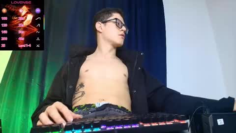  W O L F  online show from February 14, 11:57 am