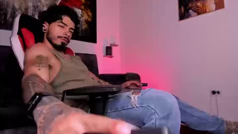 wolferatus online show from March 19, 12:05 am