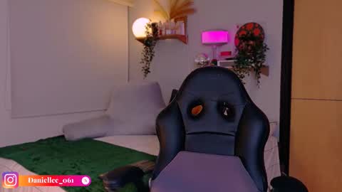   online show from February 15, 12:46 am