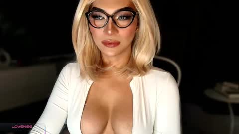 Julia online show from November 5, 5:20 am