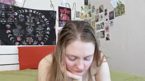 wonderconnie online show from January 19, 3:49 am