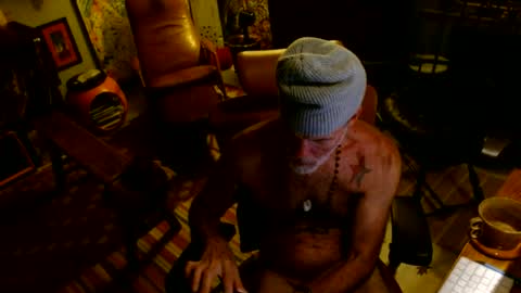 Chuck online show from June 24, 2:29 am