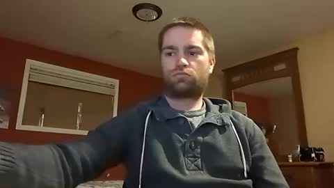 woodeee77 online show from February 17, 6:53 am