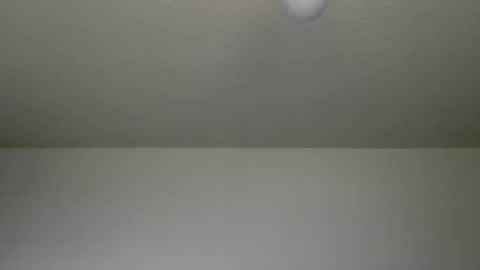 woof_wolf37 online show from October 13, 6:21 pm