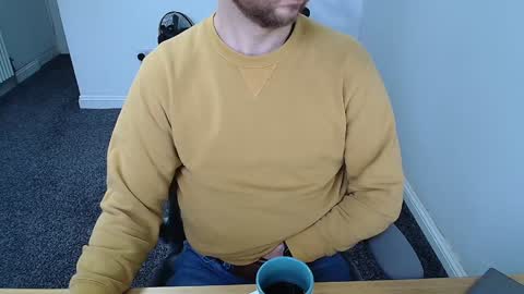 Snapshot of wooyay chatting on December 4, 2:31 pm Wooyay online show from December 4, 2:31 pm