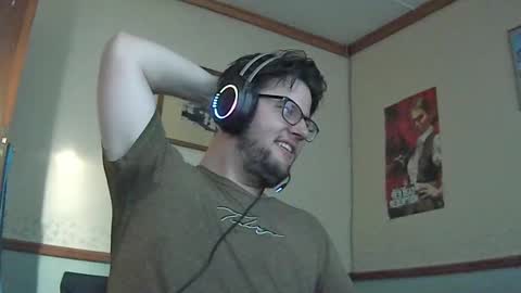 Snapshot of worsie333 chatting on December 7, 4:09 pm worsie online show from December 7, 4:09 pm