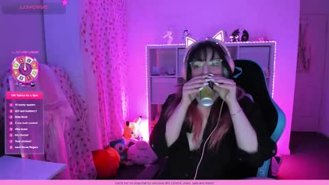 Wren Valentine online show from November 22, 9:41 am