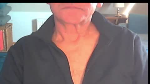 Wuki online show from March 2, 4:03 pm