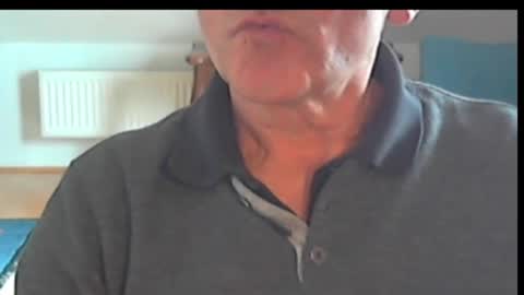Snapshot of wuki123 chatting on October 8, 12:00 pm Wuki online show from October 8, 12:00 pm
