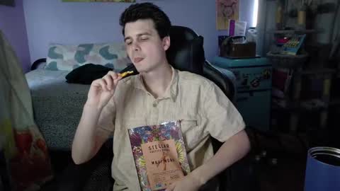 Wyatt online show from October 8, 9:32 pm