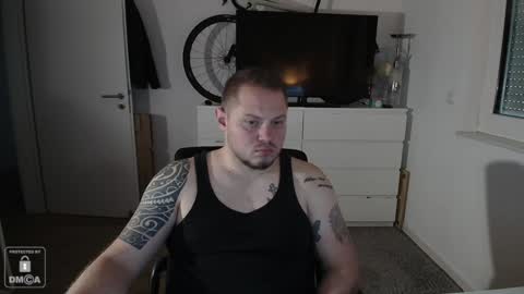 x19marco93x online show from December 8, 12:08 pm