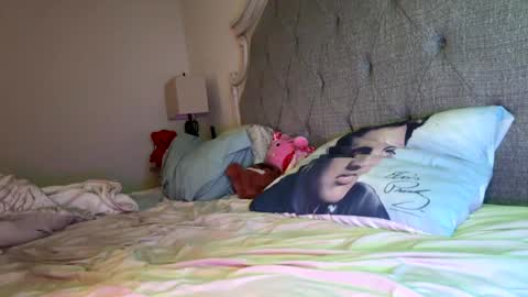 Mariah  online show from March 9, 5:44 am