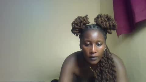 X melanine online show from March 25, 12:45 pm