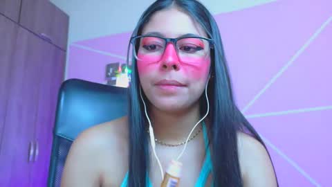 XALLYSONX online show from May 11, 4:04 pm