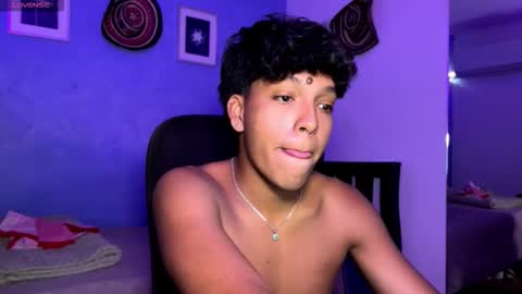 Xander bonnet online show from December 17, 2:35 pm