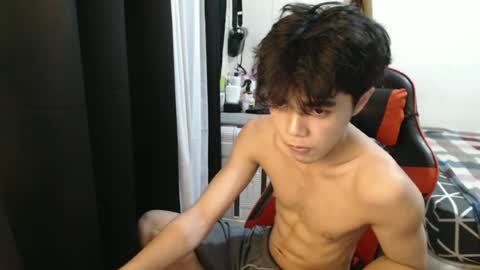xaviar20 online show from June 12, 1:43 pm