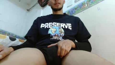 Snapshot of xavicock24 chatting on December 17, 3:39 am xavicock24 online show from December 17, 3:39 am