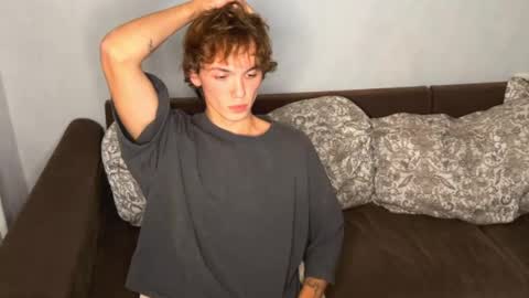 Snapshot of xavier_200 chatting on October 2, 1:54 pm Xavier  PVT open  online show from October 2, 1:54 pm