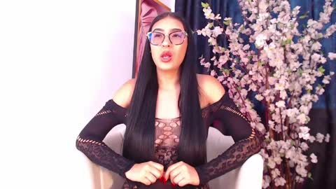    online show from June 4, 7:09 pm