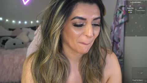 spoil me here  online show from February 5, 11:58 am