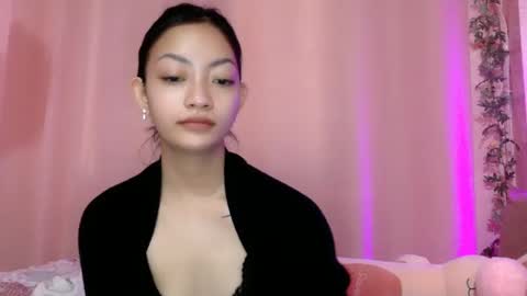 Snapshot of xcxccy19 chatting on February 3, 3:31 am Sachi Cy online show from February 3, 3:31 am