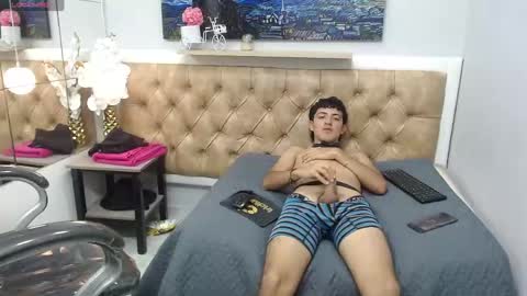 xebastwink online show from April 13, 9:52 pm