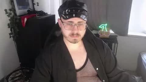 Snapshot of xfabian_love chatting on September 26, 9:50 am F A B I A N online show from September 26, 9:50 am