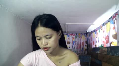 xgurlxlaloox online show from April 5, 1:46 am