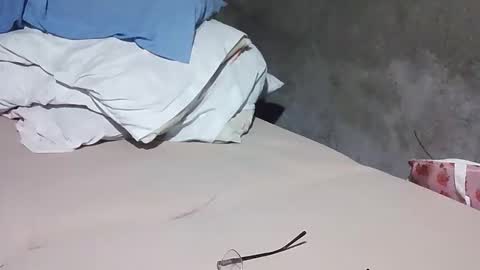 xhotskinny69x online show from September 23, 11:44 pm