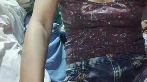 xhotskinny69x online show from February 24, 7:52 pm