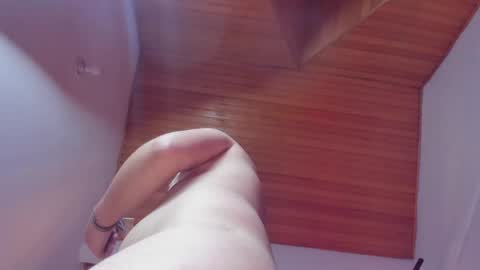 xialee and Lio online show from January 31, 5:09 am